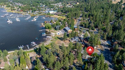 Charming Vintage Mountain Cabin with Scenic Lake Views near Big Bear Lake, California - Big Bear Lake, California - glamping.directory