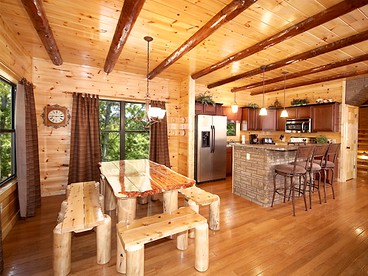 Spacious Cabin Rental with a Games Room for a Family Getaway in the Smokies, Tennessee - Gatlinburg, Tennessee - glamping.directory