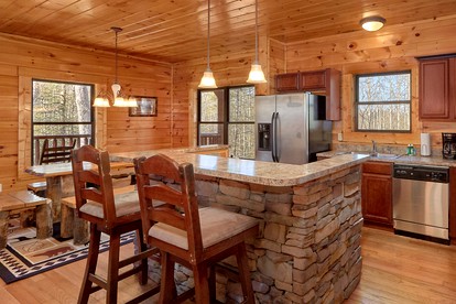 Spacious Cabin Rental with a Games Room for a Family Getaway in the Smokies, Tennessee - Gatlinburg, Tennessee - glamping.directory