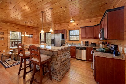 Spacious Cabin Rental with a Games Room for a Family Getaway in the Smokies, Tennessee - Gatlinburg, Tennessee - glamping.directory