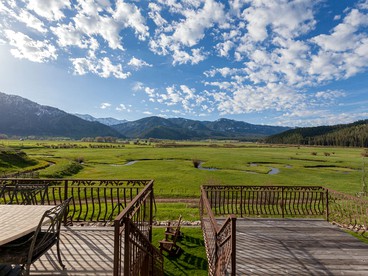 Rustic Cabin Rental with Views for Miles near Grand Teton National Park, Wyoming - Bedford, Wisconsin - glamping.directory