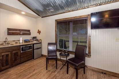 Cozy Hill Country Cottage with Hiking Trail & Party Barn near Fredericksburg, Texas - Fredericksburg, Texas - glamping.directory