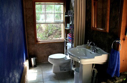 Tree House Yurt in Austin, Texas, Perfect for a Glamping Getaway - Burnet, Texas - glamping.directory