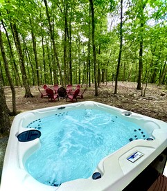 Group Cabin with Pool Table and Great Outdoor Living Areas in Pennsylvania - East Stroudsburg, Pennsylvania - glamping.directory