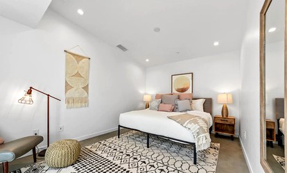 Stunning Yucca Valley Rental with a Hot Tub for Glamping in California - Yucca Valley, California - glamping.directory