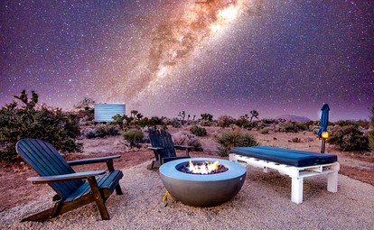 Stunning Yucca Valley Rental with a Hot Tub for Glamping in California - Yucca Valley, California - glamping.directory