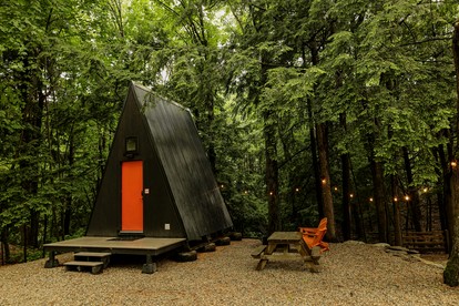 Dog-Friendly Cabin in Freeport, Maine - Freeport, Maine - glamping.directory