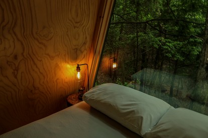 Dog-Friendly Cabin in Freeport, Maine - Freeport, Maine - glamping.directory