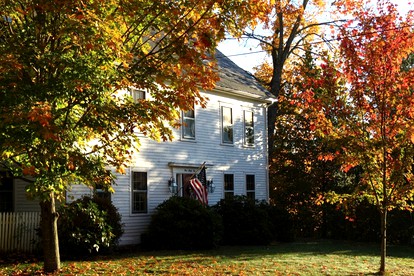 Spacious Suite Rental in a Cozy Bed and Breakfast near Nashua, New Hampshire - glamping.directory