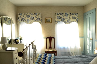 Spacious Suite Rental in a Cozy Bed and Breakfast near Nashua, New Hampshire - Hollis, New Hampshire - glamping.directory