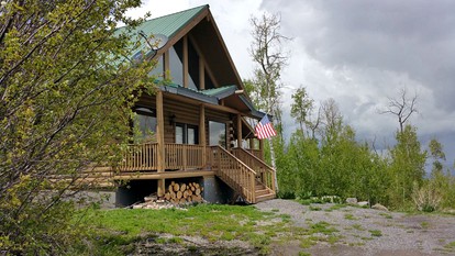 Spacious Mountain Ski Cabin situated on the Grand Mesa, Colorado - glamping.directory