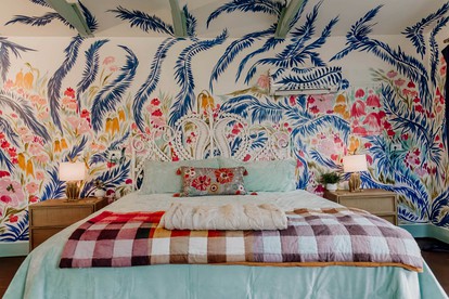 The Wilderness Glam Cabin in Tracy City, TN - Tracy City, Tennessee - glamping.directory