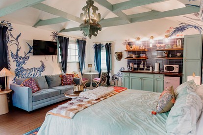 The Wilderness Glam Cabin in Tracy City, TN - Tracy City, Tennessee - glamping.directory