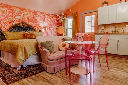 The Wilderness Glam Cabin in Tracy City, TN - Tracy City, Tennessee - glamping.directory