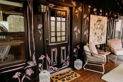 The Wilderness Glam Cabin in Tracy City, TN - Tracy City, Tennessee - glamping.directory