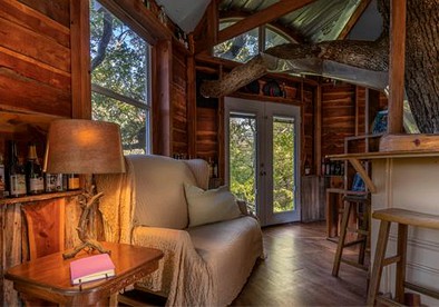 Creekside Tree House with Private Pool in Celeste, Texas, for Memorable Glamping Stays in the South - Celeste, Texas - glamping.directory
