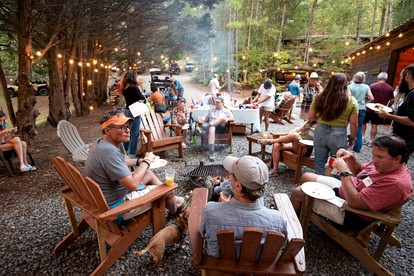 Great Cabins Ideal for Groups Getaways in Copperhill, Tennessee - Copperhill, Tennessee - glamping.directory