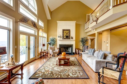 Serene Mountainside Retreat with Panoramic Views & Game Room in Bovina, New York - Bovina, New York - glamping.directory