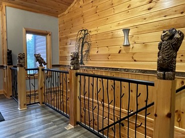 Stunning Cottage with Game Room, Spa Bath and Barbecue in Tellico Plains, Tennessee - Tellico Plains, Tennessee - glamping.directory