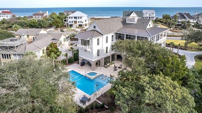 Fascinating Villa with Swimming Pool in Georgetown, South Carolina - Georgetown, South Carolina - glamping.directory