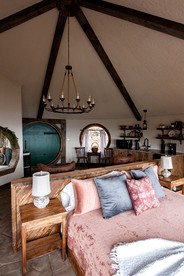 Amazing Hobbit House with Fire Pit and Barbecue in Rising Fawn, Georgia - Rising Fawn, Georgia - glamping.directory