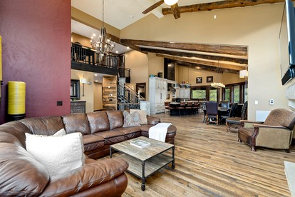 Rocky Mountains Retreat: Gorgeous Vacation Rental in Copper Mountain, Colorado - Copper Mountain, Colorado - glamping.directory