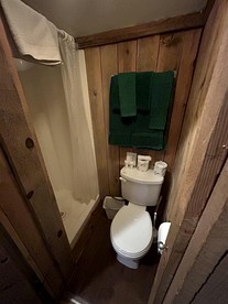 Cozy Studio Cabin in the Heart of Christopher Creek, Perfect for an Arizona Getaway in Nature - Payson, Arizona - glamping.directory