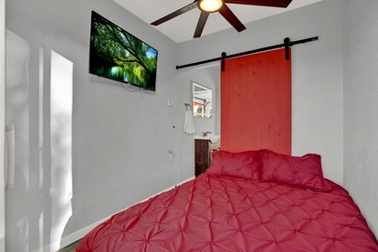 Wonderful Secluded Container in Fredericksburg, Texas - Fredericksburg, Texas - glamping.directory