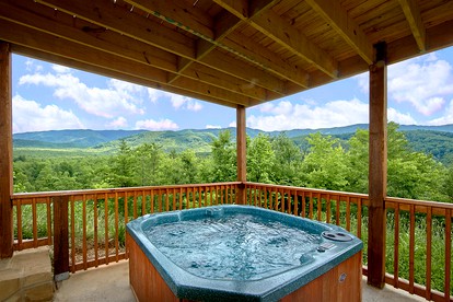 Incredible Mountain Cabin Rental near the Great Smokies in Tennessee - Gatlinburg, Tennessee - glamping.directory