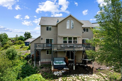 Cozy Cottage with Barbecue and Hot-tub in Park City, Utah - glamping.directory