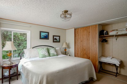 Secluded Beach Cottage with Private Hot Tub and Ocean Views in Seal Rock, Oregon - Seal Rock, Oregon - glamping.directory