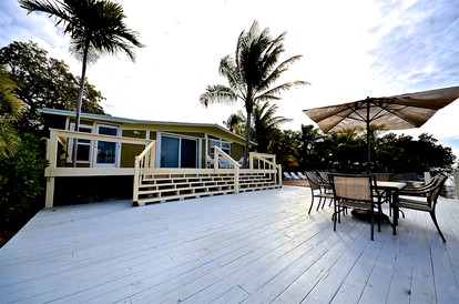 Extraordinary Waterfront Vacation Rental with Private Lagoon Pool in Bay Point, Florida Keys - glamping.directory