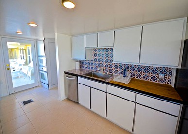 Extraordinary Waterfront Vacation Rental with Private Lagoon Pool in Bay Point, Florida Keys - Key West, Florida - glamping.directory
