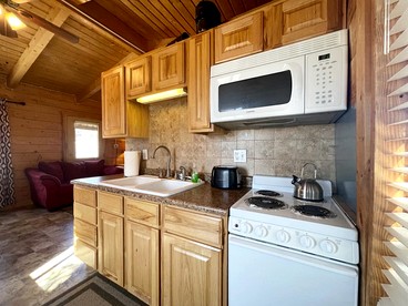 Small Group Cabin Perfect for Outdoor Activities in Mt. Carmel, Utah - Mount Carmel, Utah - glamping.directory