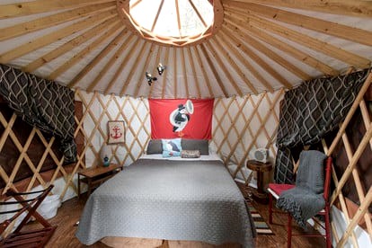 Alaskan Yurt Glamping, Perfect for a Couples Getaway - Seward, Alaska - glamping.directory