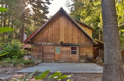 Spacious Luxury Cabin Rental for Group Mountain Retreat near Leavenworth - Leavenworth, Washington - glamping.directory