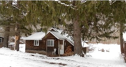 Cozy Cabin Camping Rental for Four near Woodstock, Upstate New York - Big Indian, New York - glamping.directory