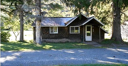 Cozy Cabin Camping Rental for Four near Woodstock, Upstate New York - glamping.directory