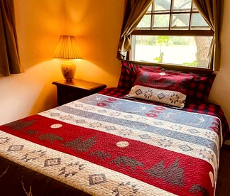Cozy Cabin Camping Rental for Four near Woodstock, Upstate New York - Big Indian, New York - glamping.directory
