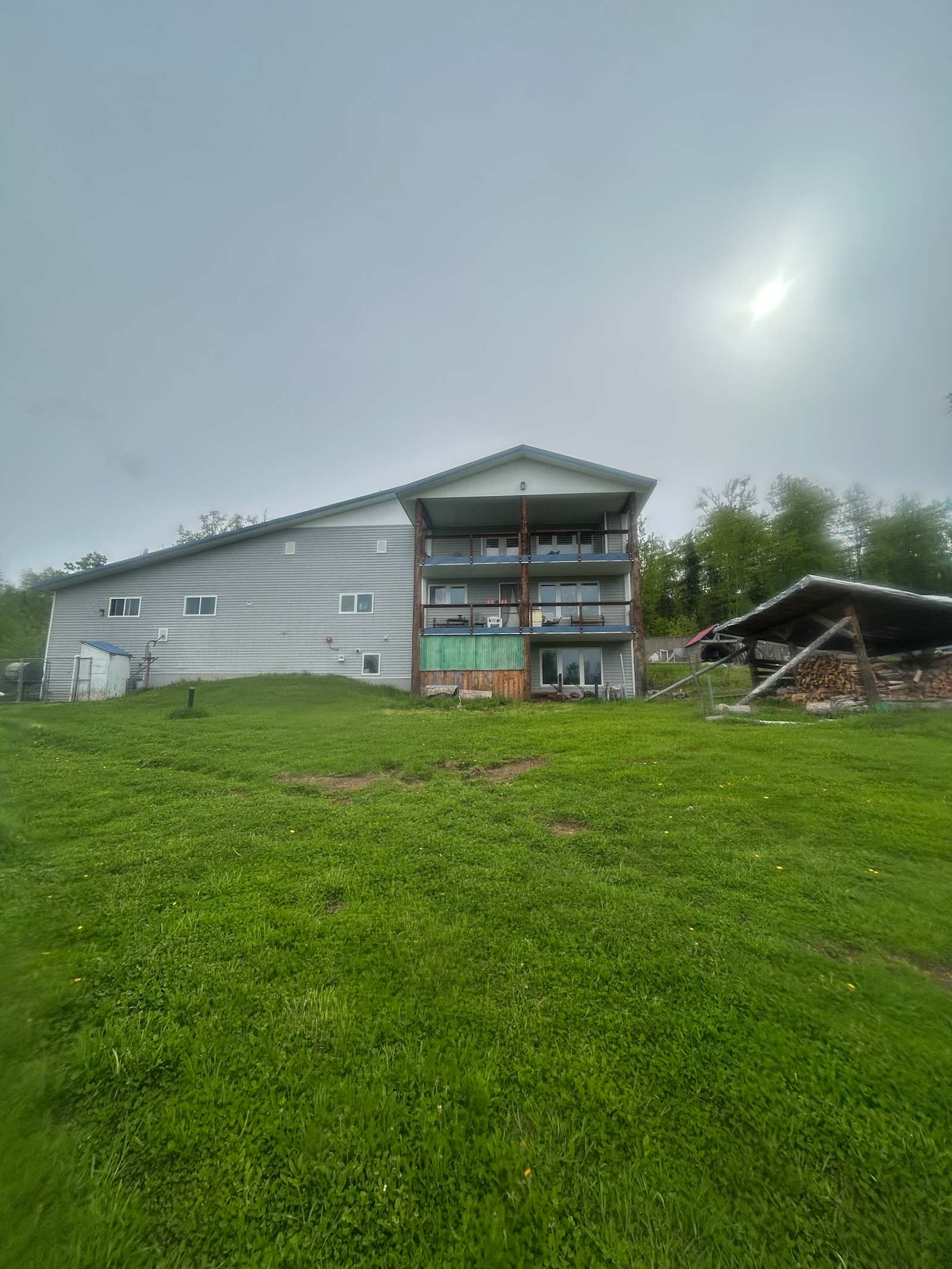 The Farmhouse atTaiga Tooth - Talkeetna, Alaska - glamping.directory