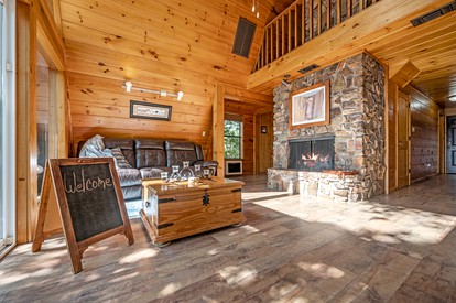 Secluded A-Frame Cabin with Incredible Views near Mountain Fork River in Oklahoma - Smithville, Oklahoma - glamping.directory