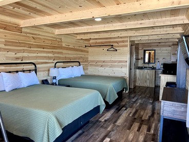 Great Cabin with Comfy Interior in South Dakota - Rapid City, South Dakota - glamping.directory