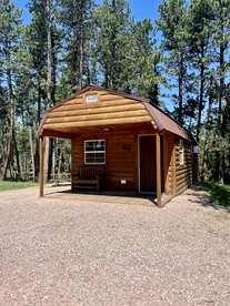 Great Cabin with Comfy Interior in South Dakota - glamping.directory