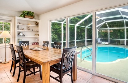 Waterfront Cottage with Pool Great for Families in Florida - Captiva, Florida - glamping.directory
