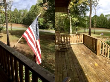 Charming A-Frame Cabin in Amish Country near Green River Lake State Park in Liberty, Kentucky - Liberty, Kentucky - glamping.directory
