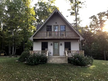 Charming A-Frame Cabin in Amish Country near Green River Lake State Park in Liberty, Kentucky - glamping.directory