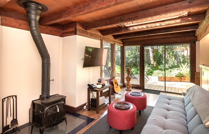 Rustic Cabin Rental with Hot Tub near the Russian River in Guerneville, California - Guerneville, California - glamping.directory