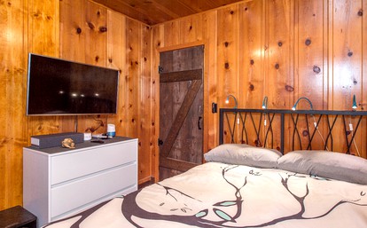 Rustic Cabin Rental with Hot Tub near the Russian River in Guerneville, California - Guerneville, California - glamping.directory