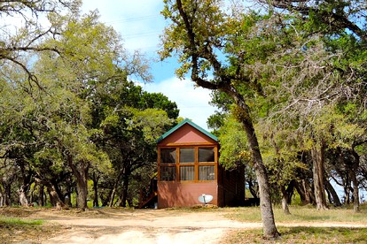 Spacious and Family-Friendly Cabin Rental near San Antonio, Texas - Boerne, Texas - glamping.directory