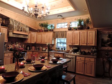 Spacious and Family-Friendly Cabin Rental near San Antonio, Texas - Boerne, Texas - glamping.directory